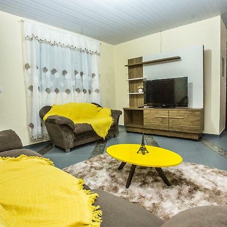 Casa Grande Com 2 Quartos E 1 Suite Фос-ду-Игуасу Экстерьер фото